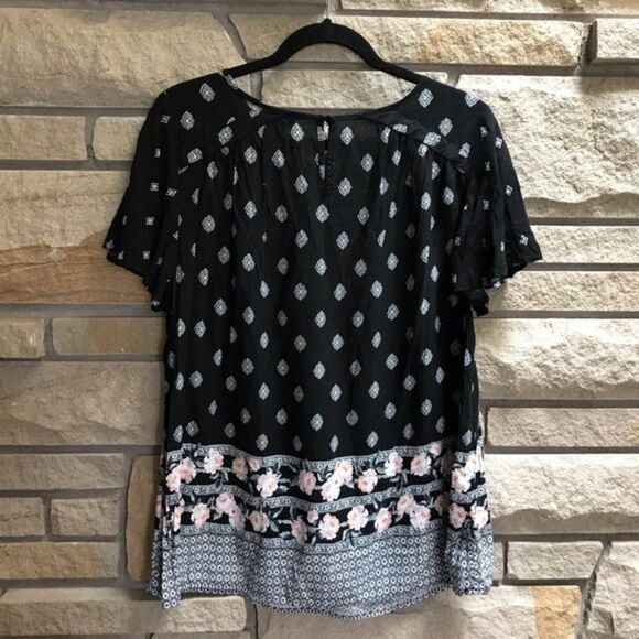 Torrid Border Print Smocked Challis Blouse Top Black Floral 0x - Picture 6 of 7